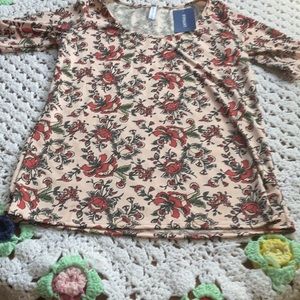 NWT Valentine’s Day piphany Torrey tee